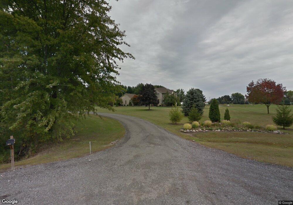 10342 Lavigne Dr, Carleton, MI 48117 - photo 1