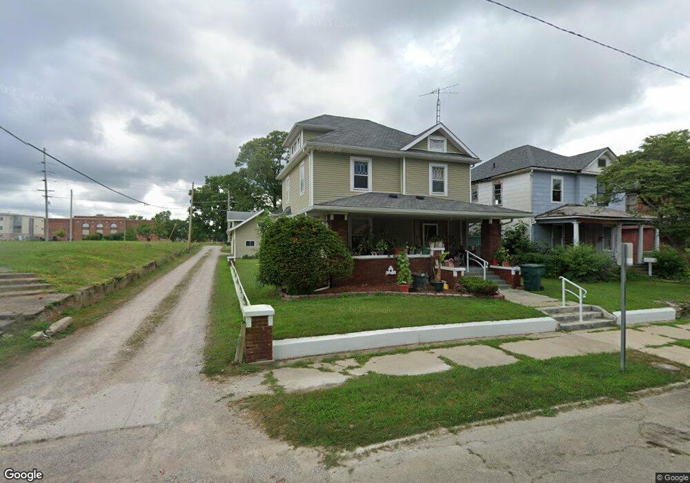 611 N Jefferson St, Muncie, IN 47305 - photo 1