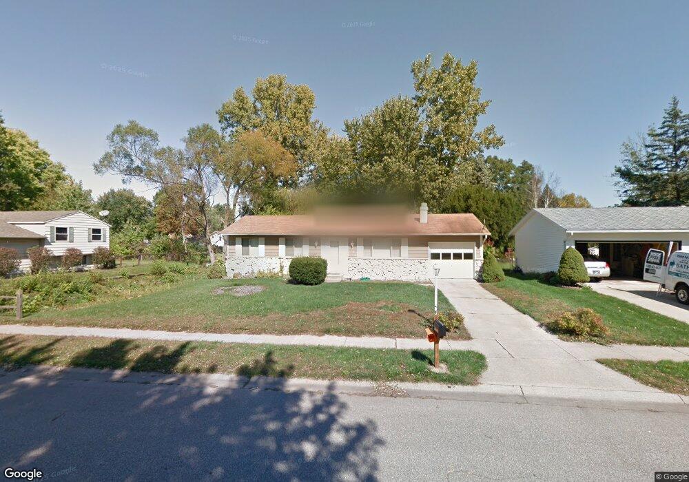 2932 Providence Dr, Mishawaka, IN 46544 - photo 1