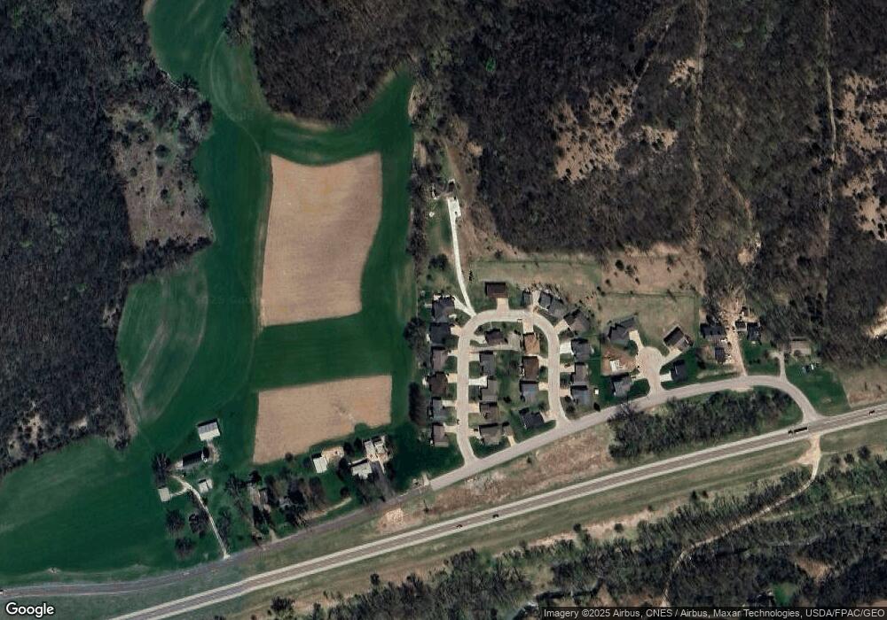 126 Bluffview Dr, Winona, MN 55987 - photo 1