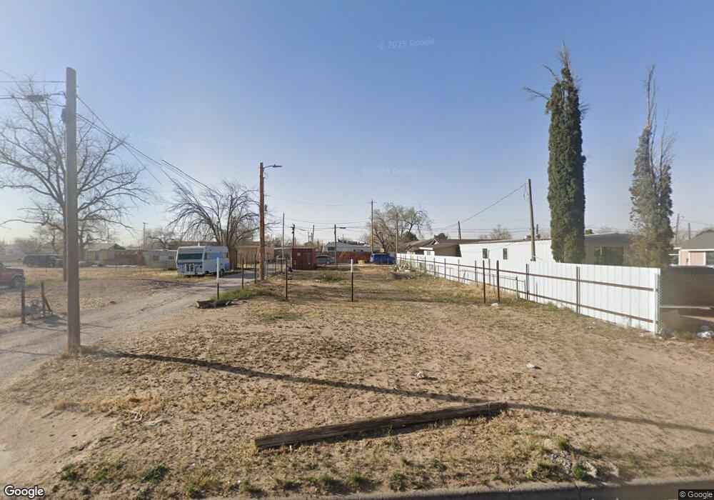 709 E Gypsy St, Hobbs, NM 88240 - photo 1