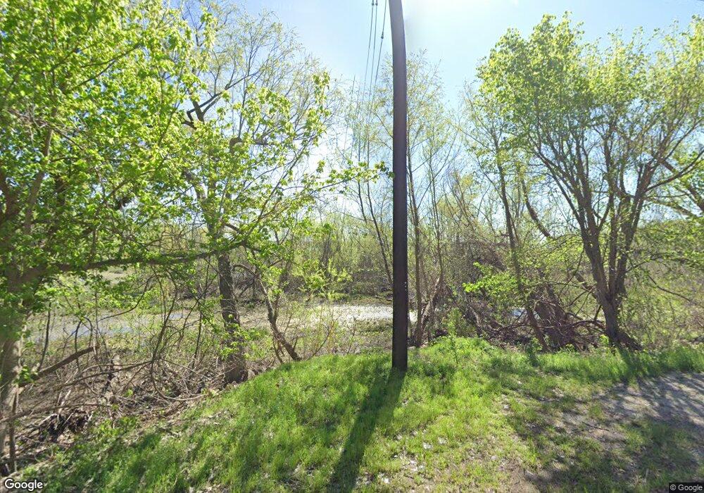 1146 W Lake Dr, Weatherford, TX 76087 - photo 1