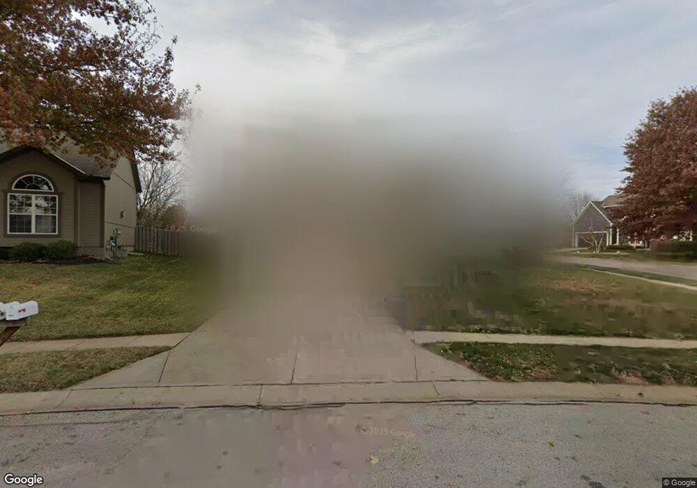 4804 Marion St, Shawnee, KS 66218 - photo 1