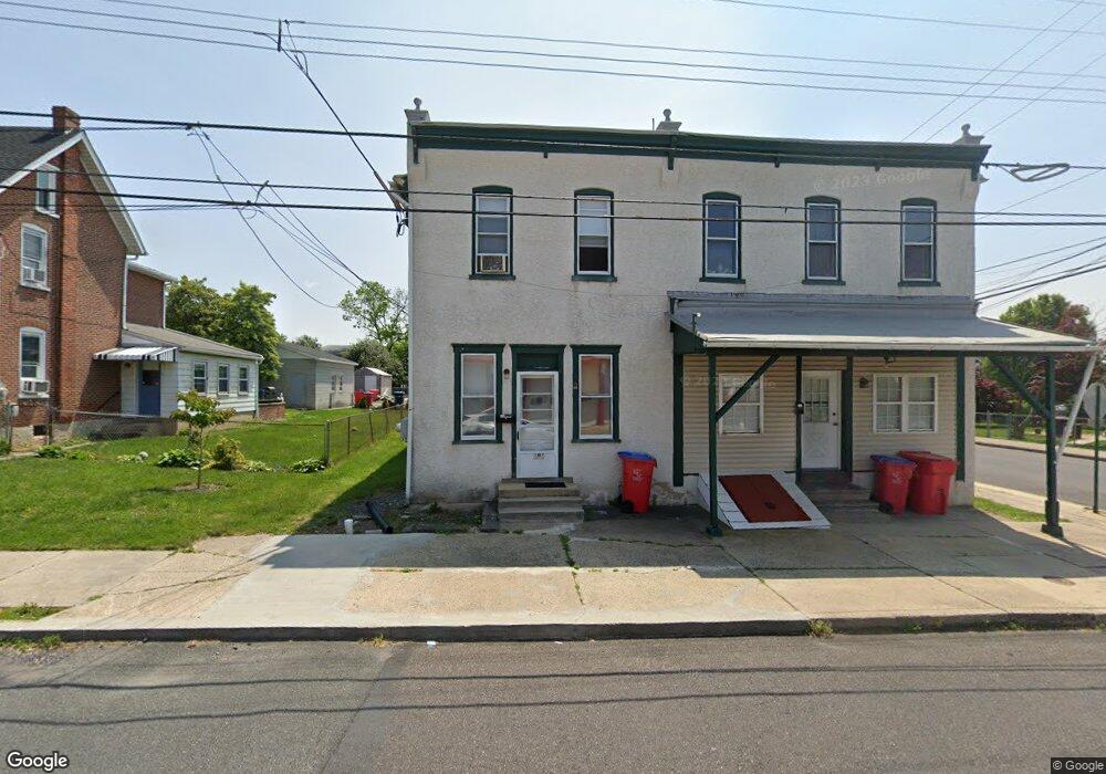 404 E Vine St, Pottstown, PA 19464 - photo 1