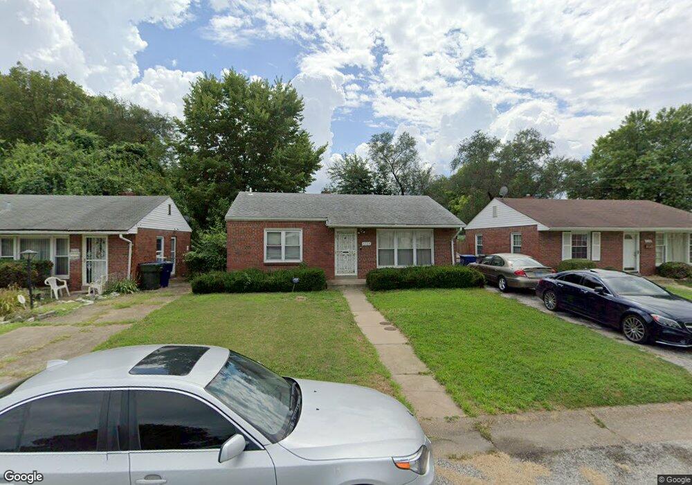 4324 Dryden Ct, Saint Louis, MO 63115 - photo 1