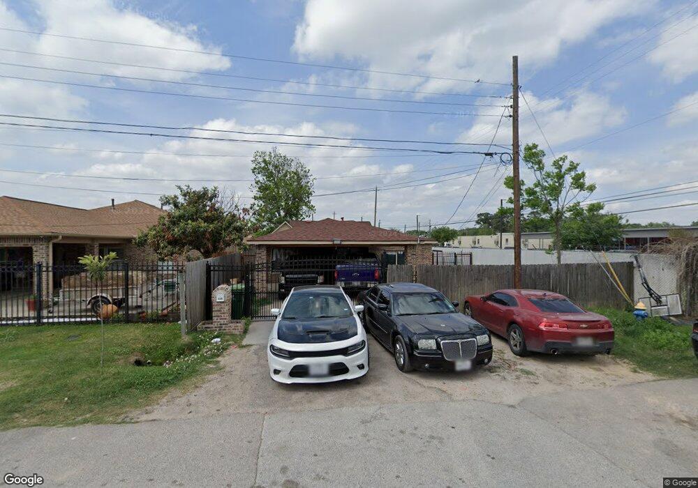 335 Wynell St, Houston, TX 77022 - photo 1