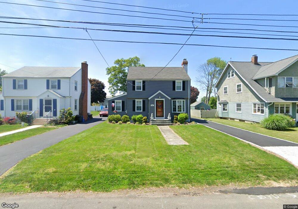 337 Washington Pkwy, Stratford, CT 06615 - photo 1