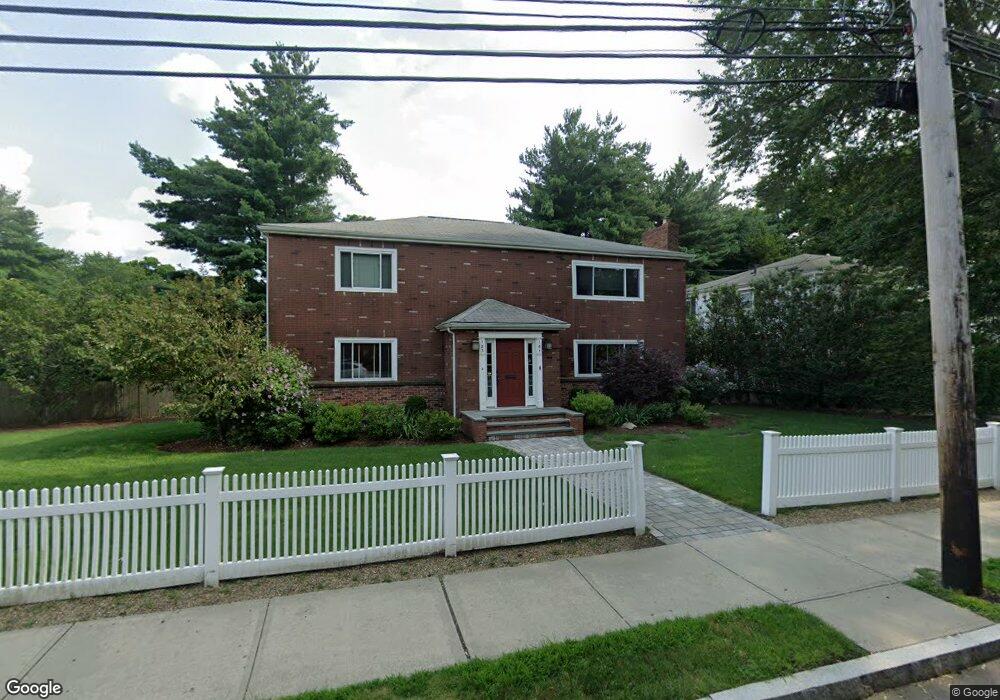 181 Florence St unit 183, Chestnut Hill, MA 02467 - photo 1