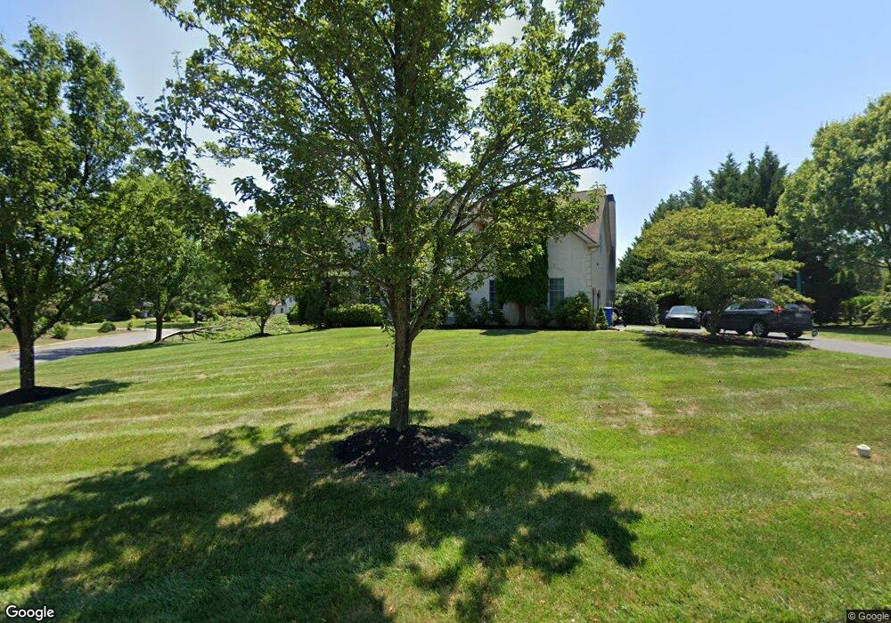 8 Christopher Dr, Glen Mills, PA 19342 - photo 1