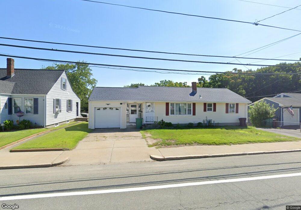 772 Manville Rd, Woonsocket, RI 02895 - photo 1