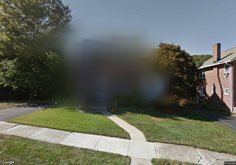 110 W 35th St, Reading, PA 19606 - photo 1