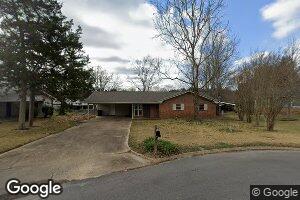 1907 Palmetto Cir, Demopolis, AL 36732