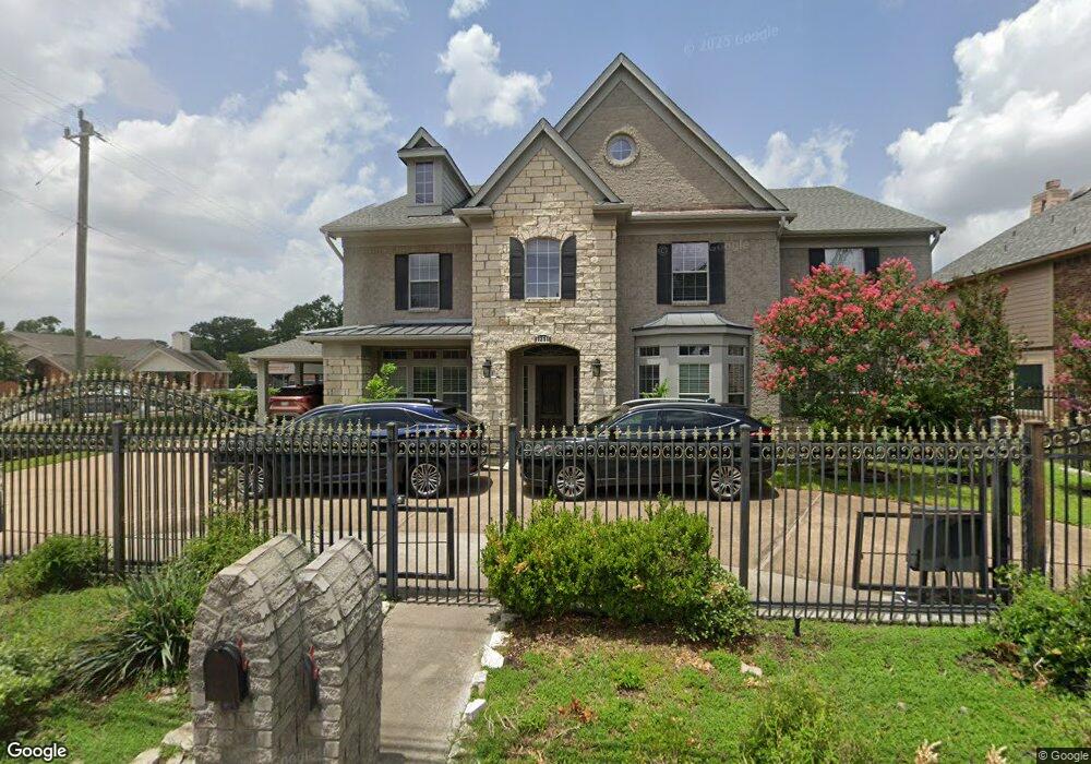 1211 Wirt Rd, Houston, TX 77055 - photo 1