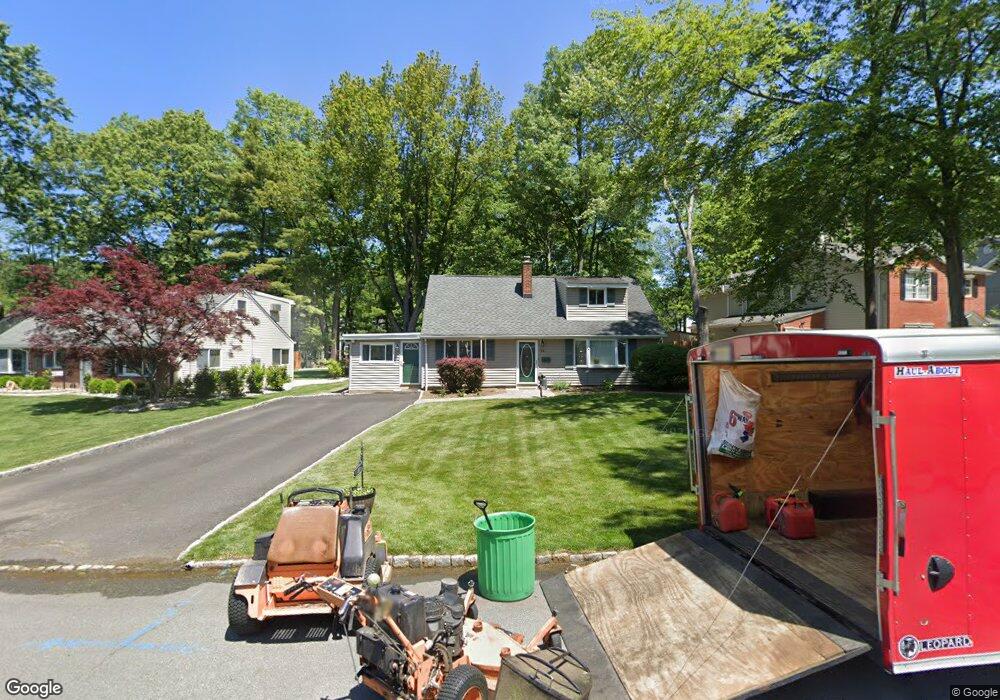 44 Crescent Dr, New Providence, NJ 07974 - photo 1