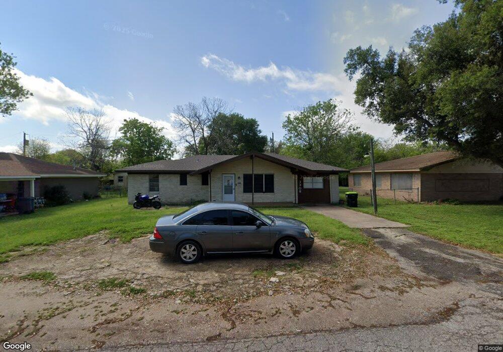 3304 3rd St, Bay City, TX 77414 - photo 1