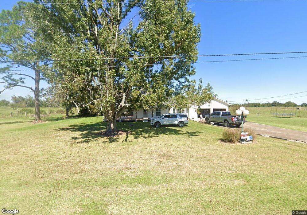 317 Hodson Ln, Raceland, LA 70394 - photo 1