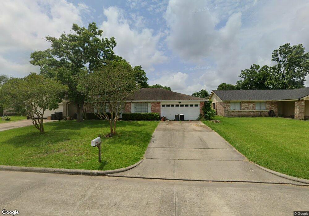 17010 Blackhawk Bl, Friendswood, TX 77546 - photo 1