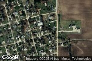 512 Ohio Ave, Windsor, IL 61957