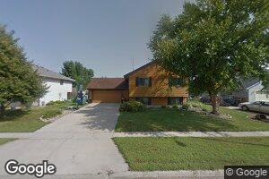 912 E Magnolia Dr, Brandon, SD 57005
