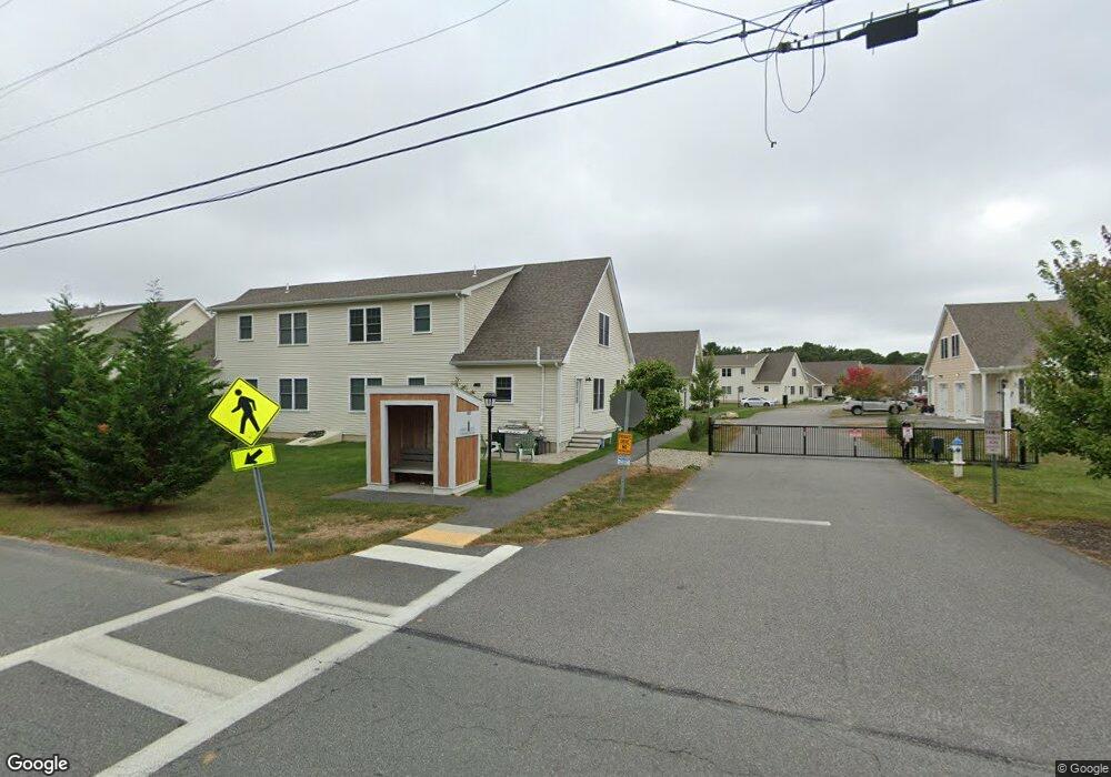 204 Trotting Park Rd, Teaticket, MA 02536 - photo 1