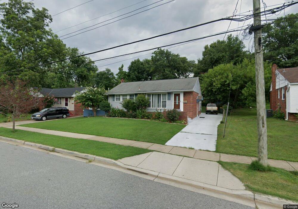 8206 Carrollton Pkwy, New Carrollton, MD 20784 - photo 1