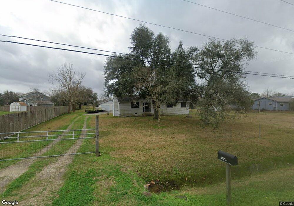 1011 County Road 695, Alvin, TX 77511 - photo 1
