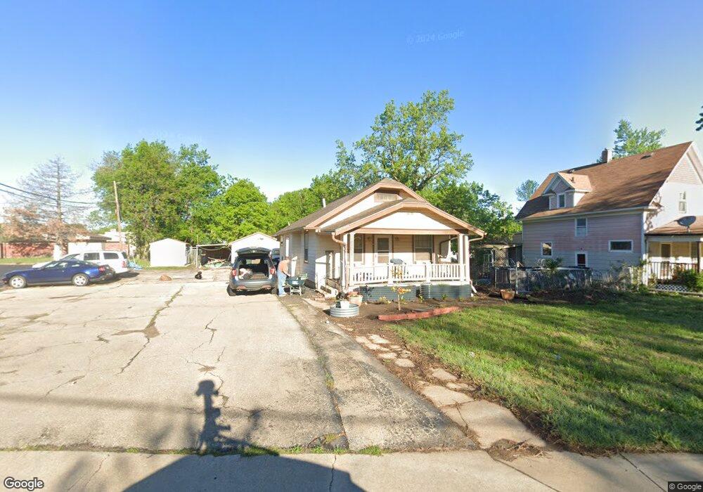 967 SW Summit Ave, Topeka, KS 66606 - photo 1