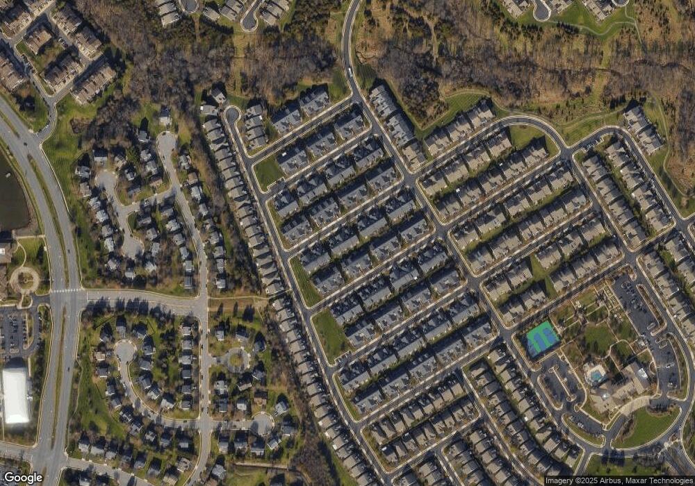 44353 Oakmont Manor Square unit 350, Ashburn, VA 20147 - photo 1