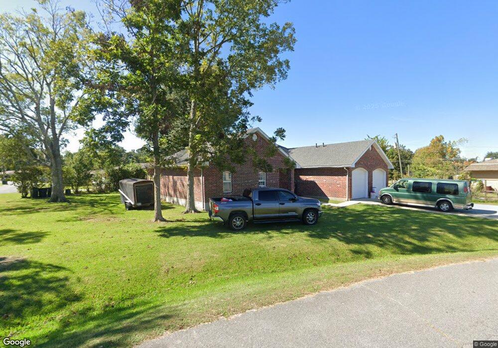 102 Donald Dr, Houma, LA 70363 - photo 1