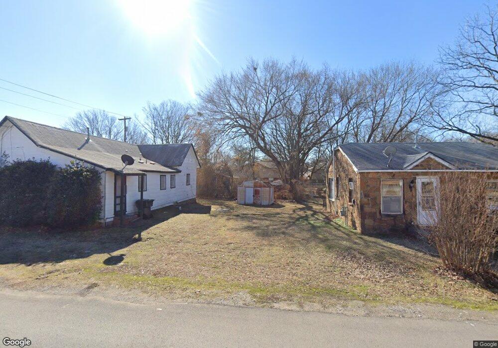 309 W Claremore St, Claremore, OK 74017 - photo 1