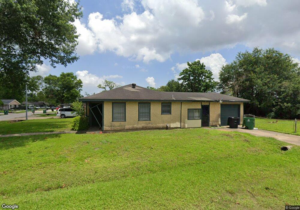 7002 Peyton St, Houston, TX 77028 - photo 1