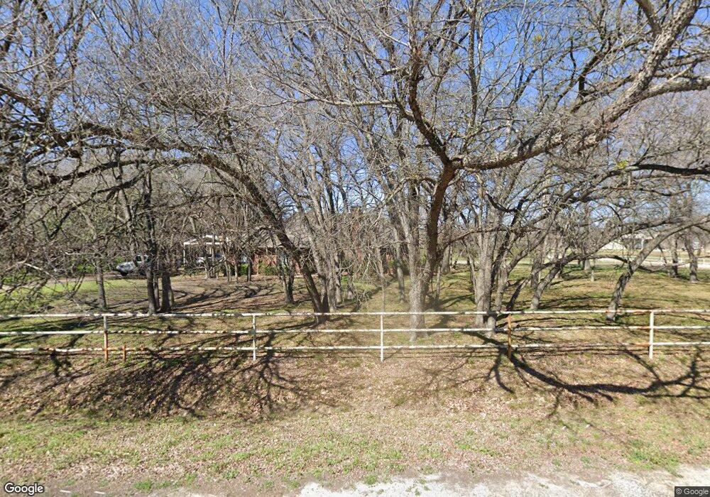 104 Chaparral Dr, Granbury, TX 76049 - photo 1