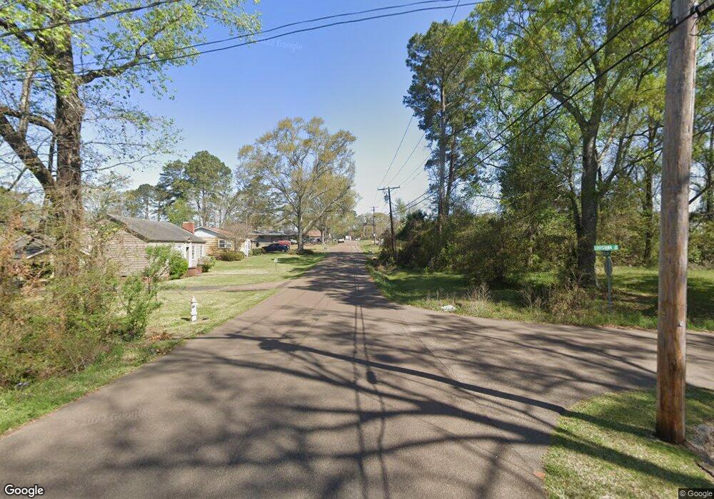 000 Sinclair St, McComb, MS 39648 - photo 1