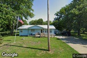 222 W Mckinley Ave, Chrisman, IL 61924
