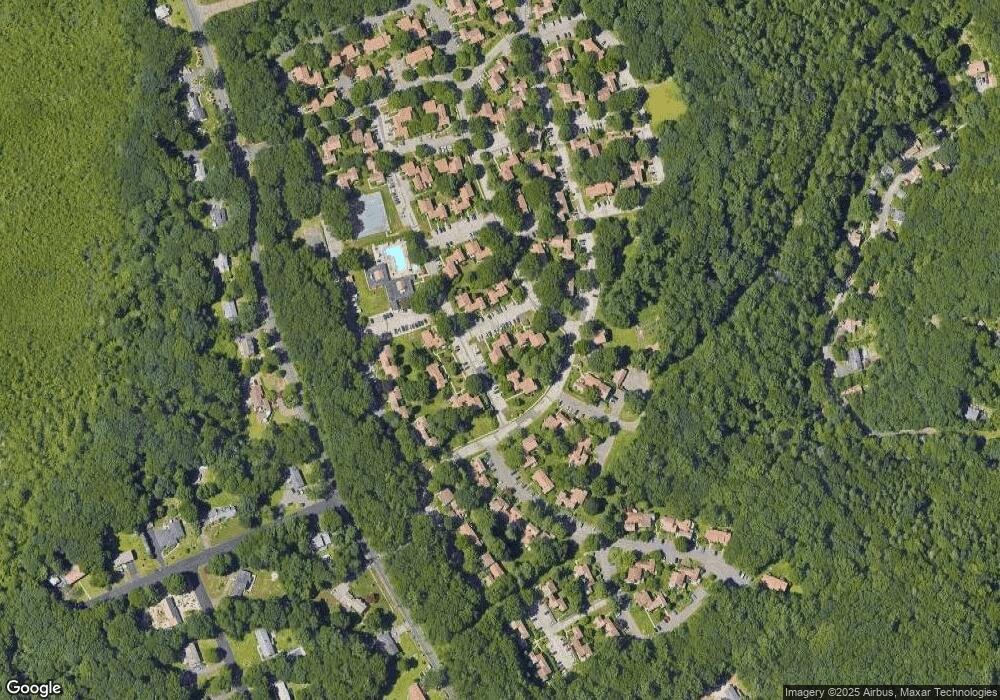 74 River Bend Rd unit D, Stratford, CT 06614 - photo 1