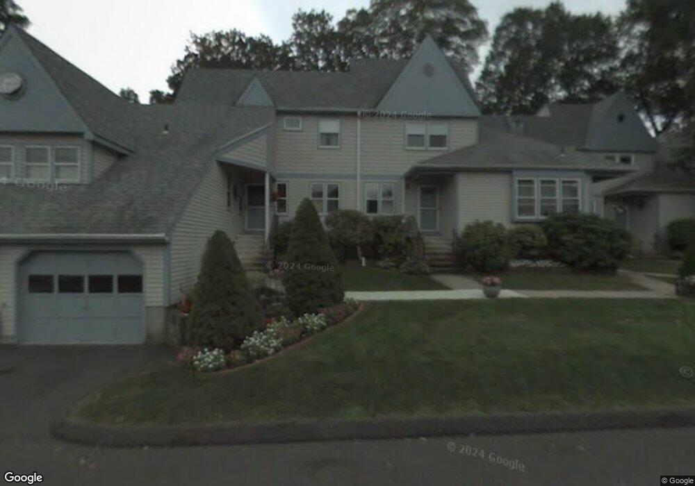 124 S Montowese St unit 24, Branford, CT 06405 - photo 1