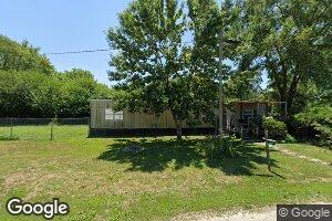109 W 6th St, Henrietta, MO 64036