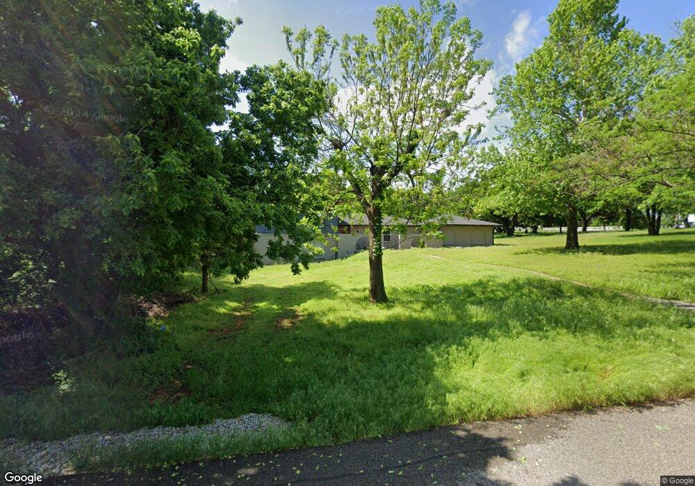 2216 Forest Rd, Edmond, OK 73025 - photo 1