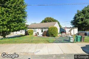 258 Valley St, Woonsocket, RI 02895