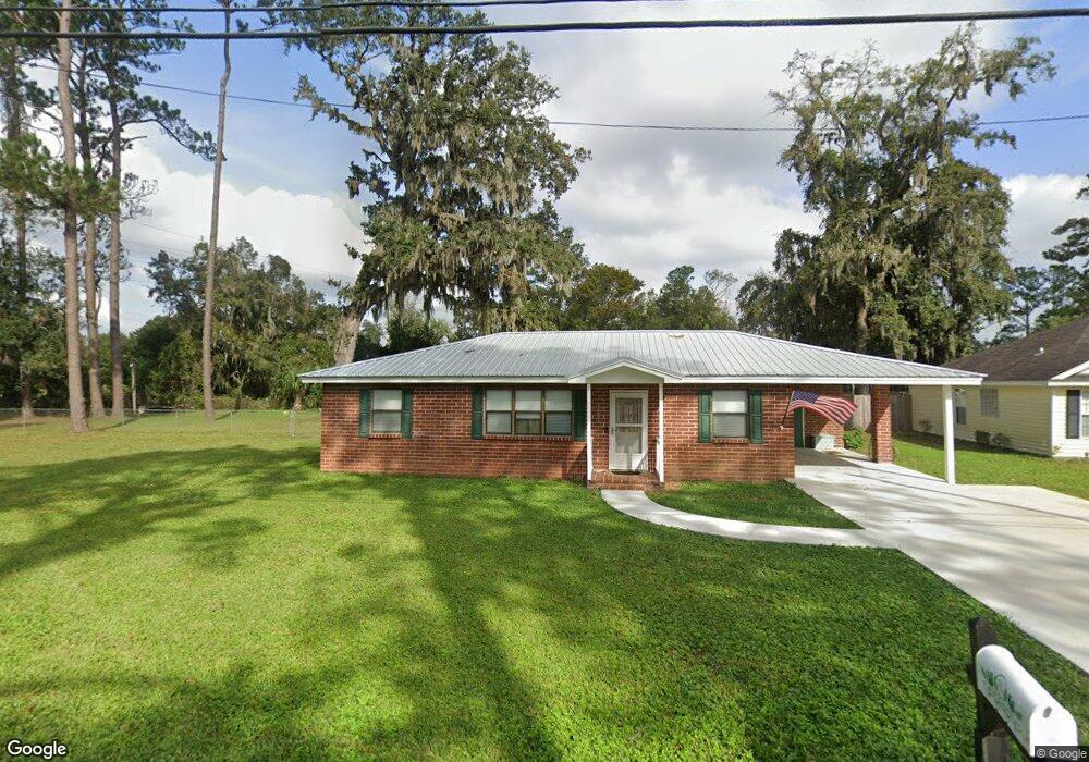 611 W Howard Dr, Brunswick, GA 31523 - photo 1