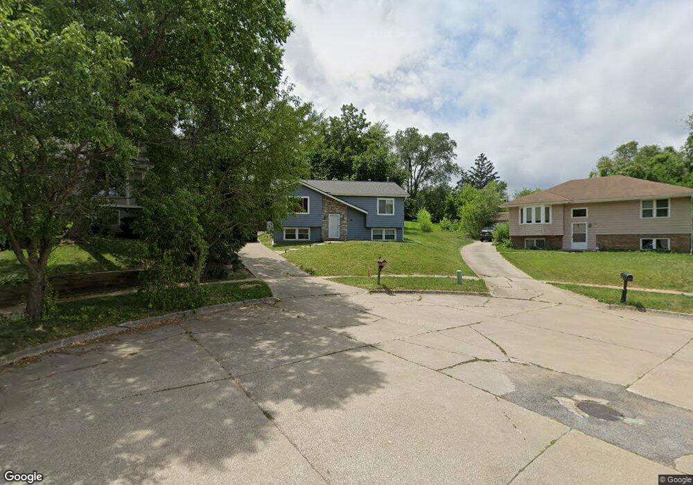 115 E Caulder Cir, Des Moines, IA 50315 - photo 1