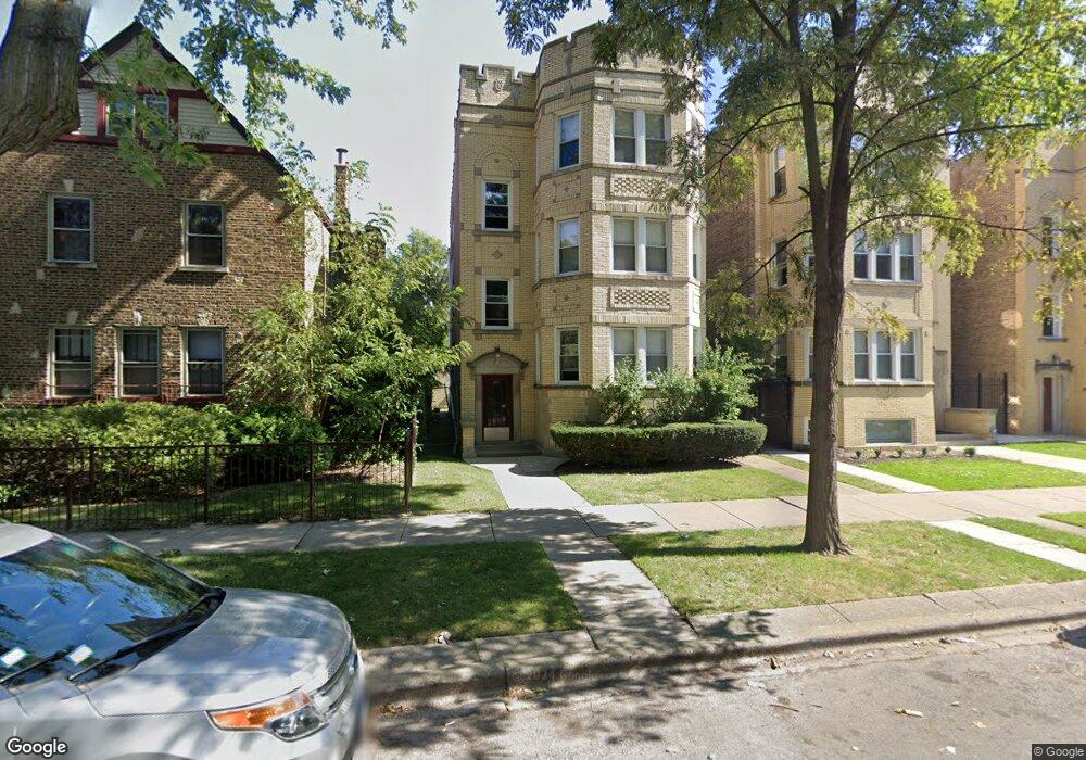 6127 N Mozart St unit 2, Chicago, IL 60659 - photo 1