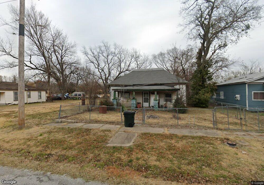 819 N Porter Ave, Okmulgee, OK 74447 - photo 1