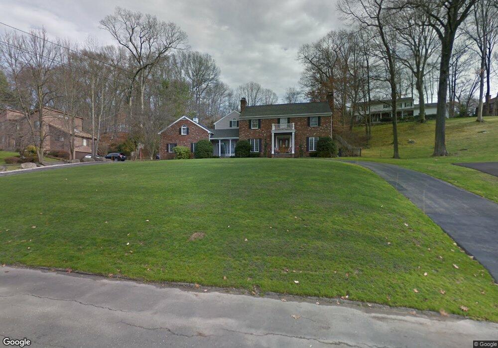 52 Blue Rock Dr, Stamford, CT 06903 - photo 1