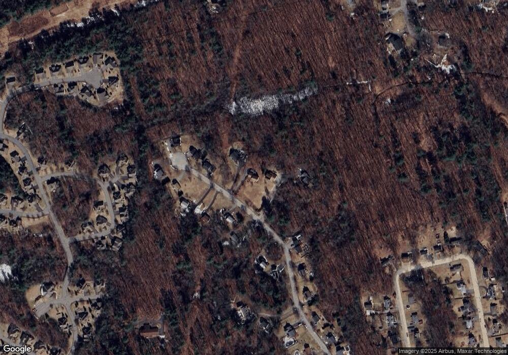 31 Westwind Dr, Methuen, MA 01844 - photo 1