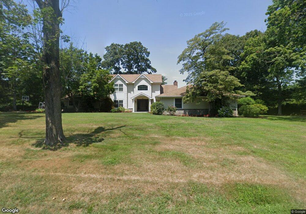 69 Barkers Point Rd, Port Washington, NY 11050 - photo 1