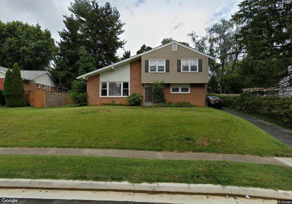 912 Breezewick Rd, Towson, MD 21286 - photo 1