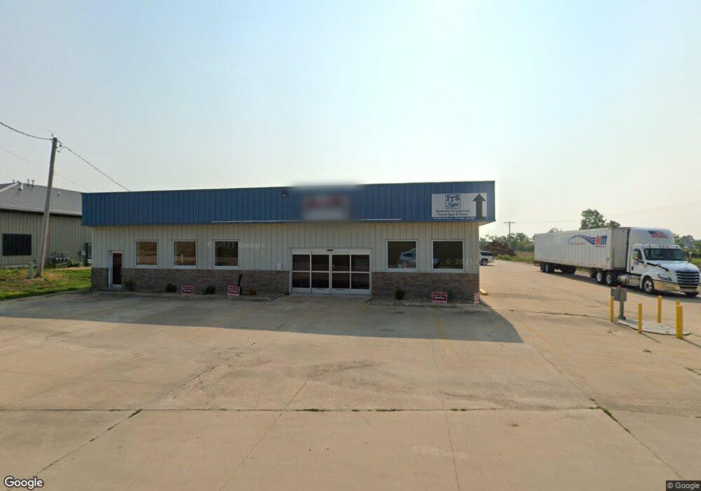 5400 Center Point Rd NE unit B, Cedar Rapids, IA 52402 - photo 1