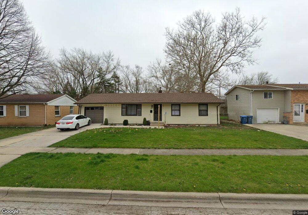 1734 Hoyt Ave, Aurora, IL 60506 - photo 1