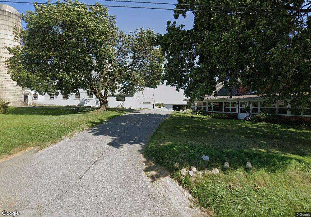 2930 Fort Loudon Rd, Mercersburg, PA 17236 - photo 1